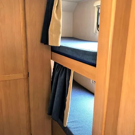 Hébergement de vacances Different Holidays At Motor Camper Caravan At Tenerife South *